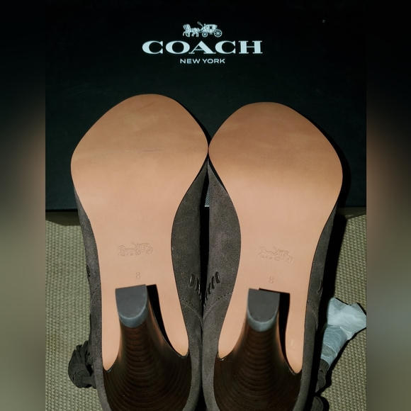 NIB Coach Jessie Suede Boots - Picture 8 of 8